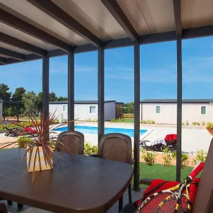 Adria Mobile Homes In Kastanija 4*, Novigrad Istria Croazia